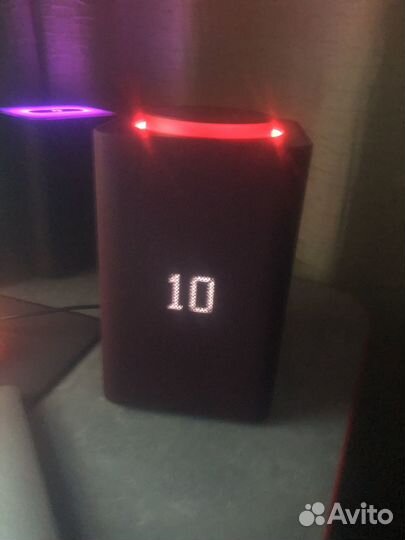 Красная Яндекс станция Макс