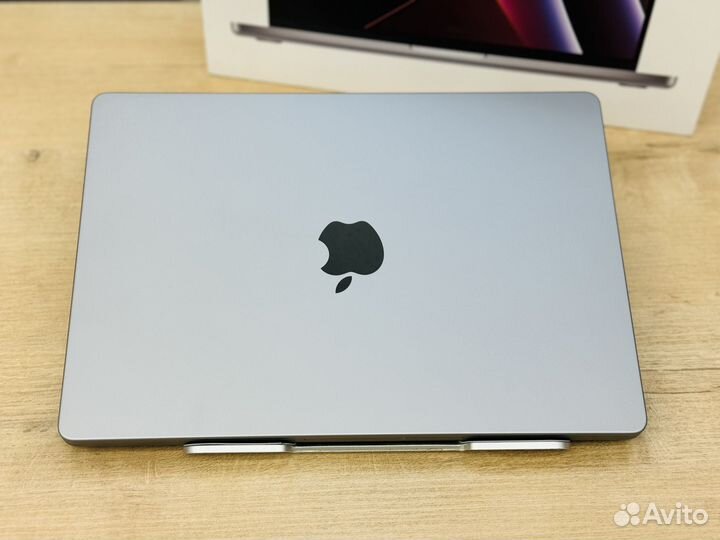 Apple MacBokk Pro 14 M2 Pro 16/512 как новый