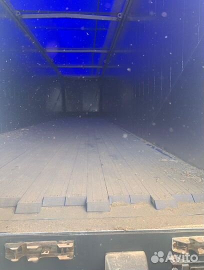 Полуприцеп щеповоз Bodex KIS 3FR, 2010