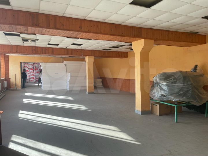 Сдаётся помещение свободного назначения, 200 м2