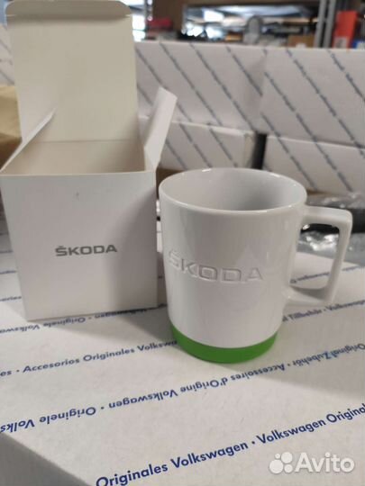 Чашка с силиконовой подставкой skoda