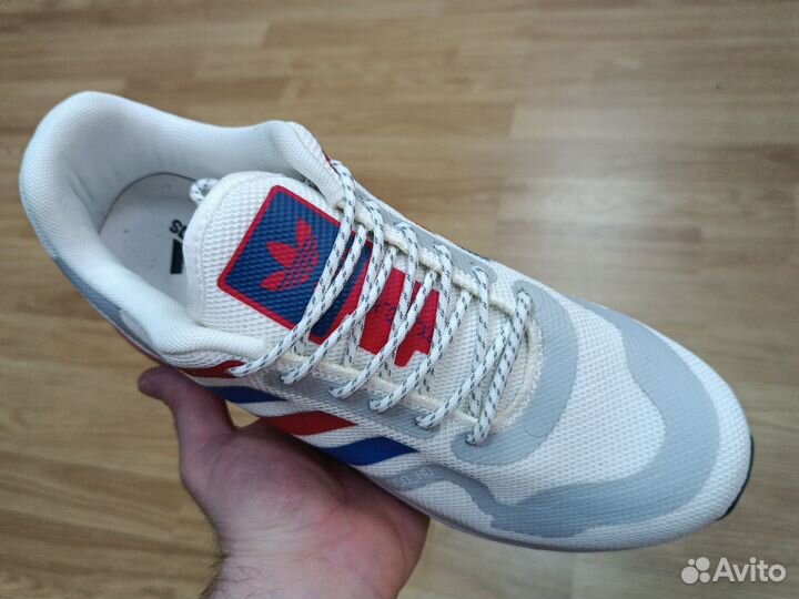 Кроссовки Adidas ZX 750 HO white