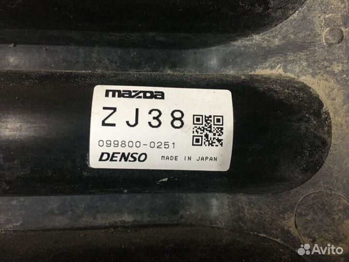 Коллектор впускной Mazda 2 Demio DE