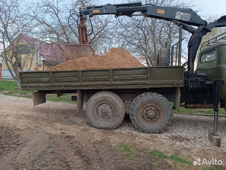 ЗИЛ 131 с манипулятором