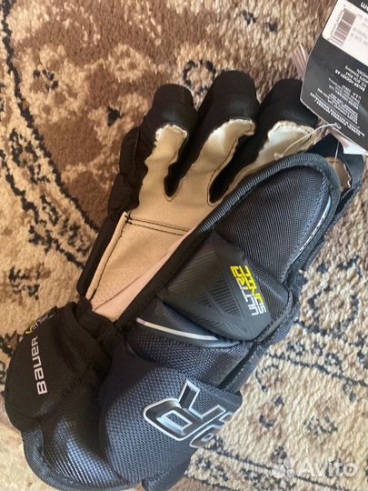 Краги хоккейные