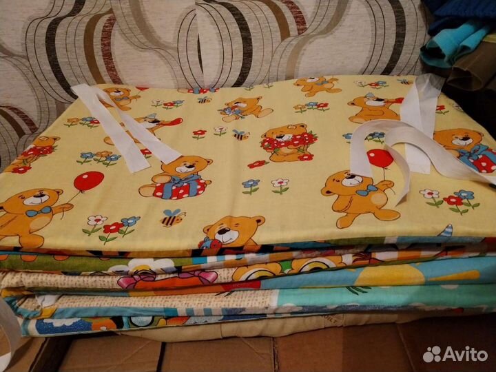 Бортики мягкие в кроватку. Бронь до 11.08