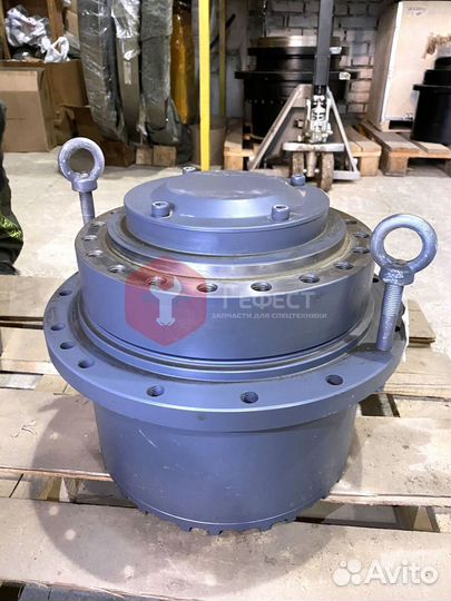 Бортовой редуктор Komatsu PC130-6K TZ270B1000-00