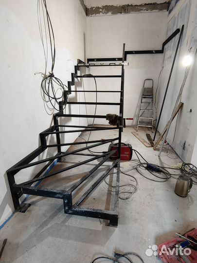 Лестницы металлические