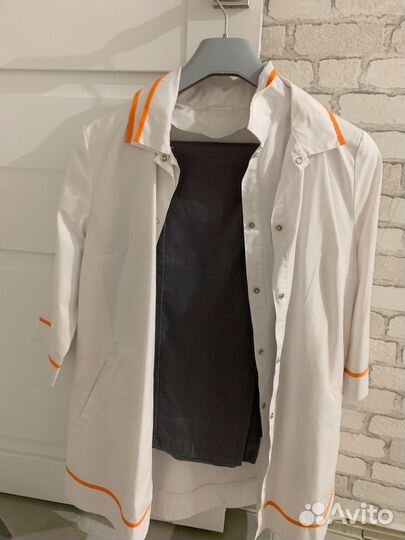 Медицинский костюм женский новый 46.48