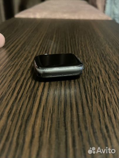 Часы apple watch se 40 mm 2020