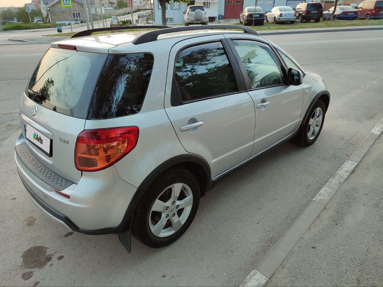 Suzuki SX4: фото владельца