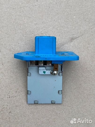 Резистор печки LADA Granta