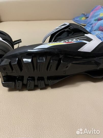 Лыжные ботинки salomon 42