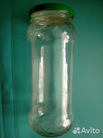 Банка с крышкой