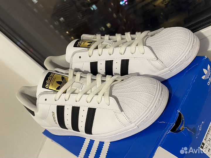 Adidas Superstar