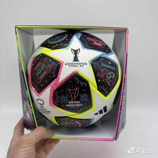 Мячи Adidas финалов Лиги Чемпионов 2023