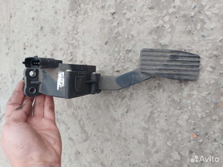 Педаль газа на datsun