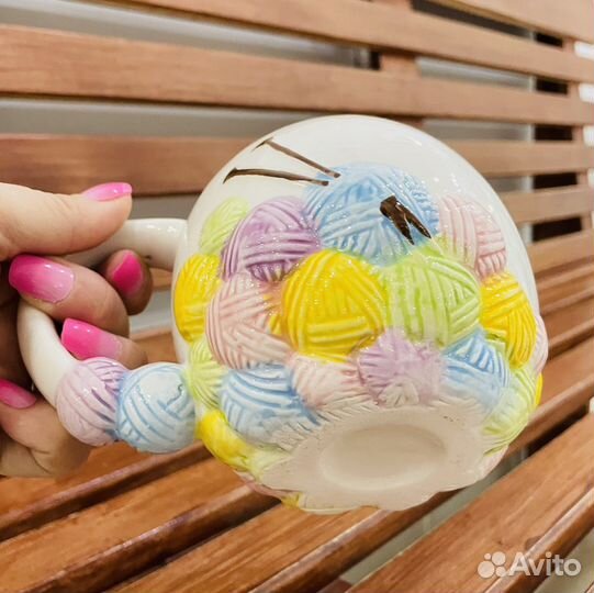 Кружка с ручкой и рисунком в виде клубков 500мл