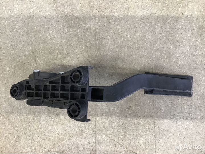 Педаль газа Hyundai Solaris 2010-2017