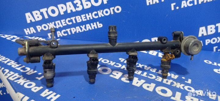 Топливная рампа в сборе Alfa Romeo 156 седан