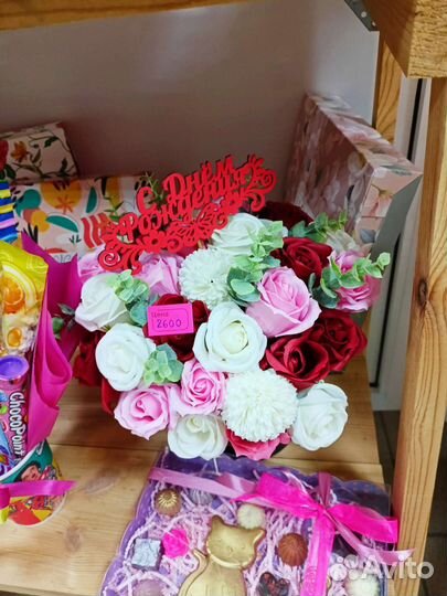 Композиции из мыльных роз в наличии