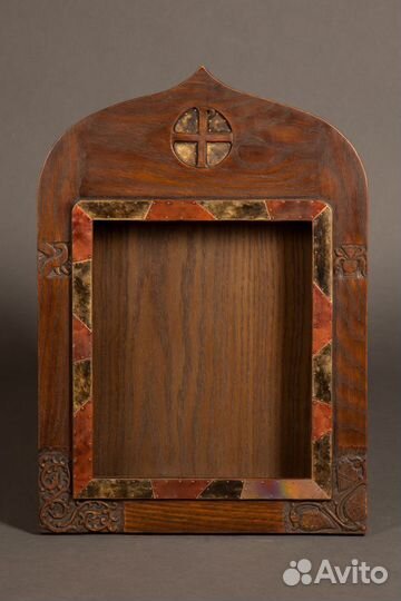 Изготовление резных киотов в русском стиле