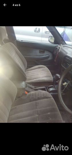 Toyota Carina 1.8 AT, 1990, 100 000 км