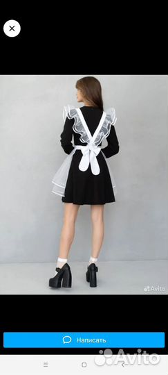 Белый школьный фартук на выпускной