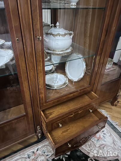 Буфеты и серванты