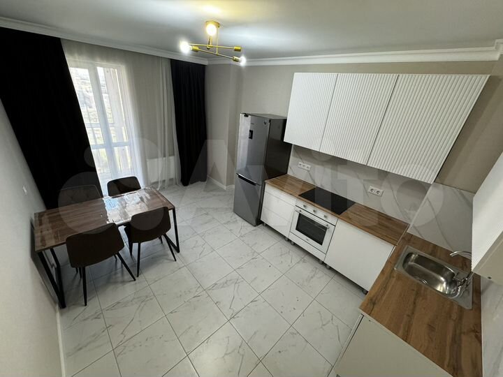 2-к. квартира, 65 м², 9/10 эт.