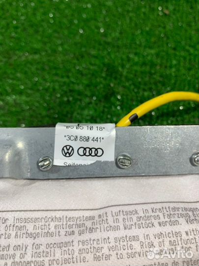 Подушка безопасности в сиденье задняя Volkswagen