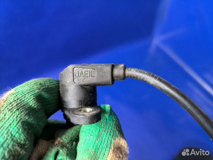 Датчик положения коленвала Chevrolet Aveo 255