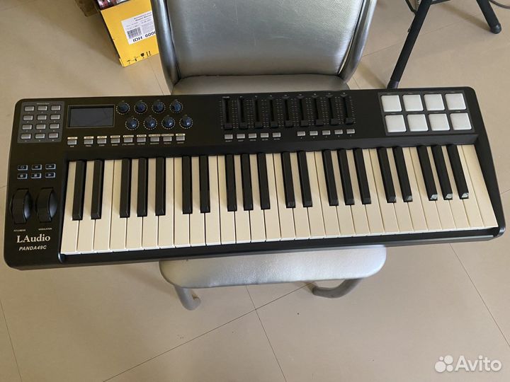Midi-контроллер, 49 клавиш