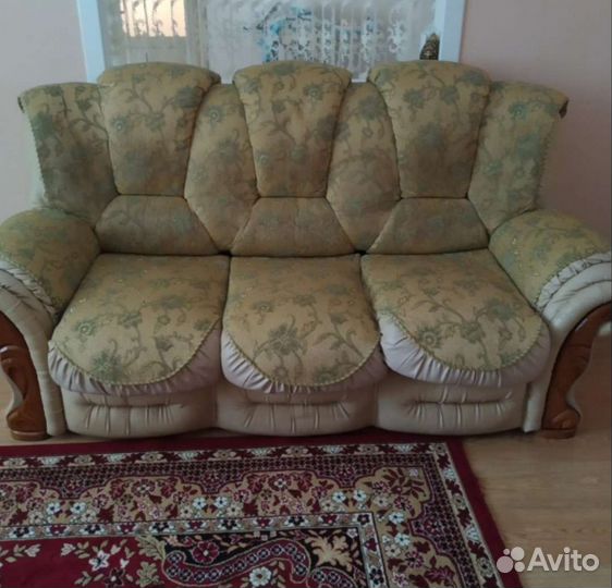 Диван и 2 кресла