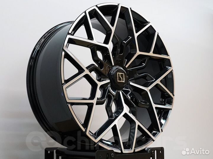 Кованые диски Zeekr 001 Z-Sport R22