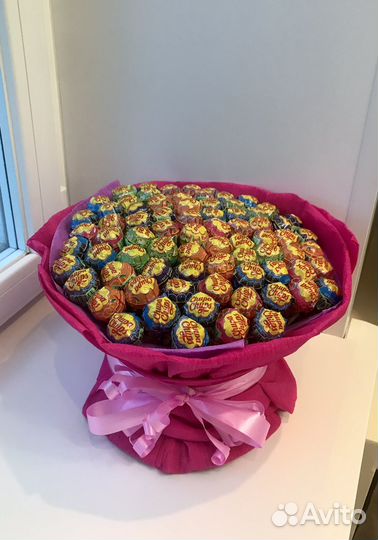 Букет из чупа-чупсов