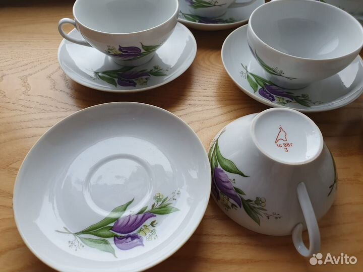 Чайники и чашки Дулево