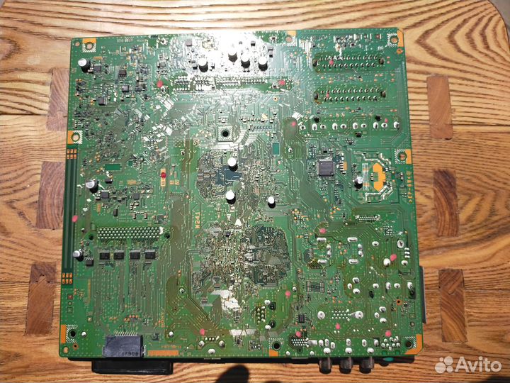 P/n 1-877-366-13/SSB MainBoard TV Sony KDL-40z4500