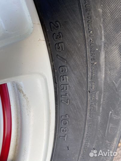 Dunlop SP Winter Ice 01 235/65 R17