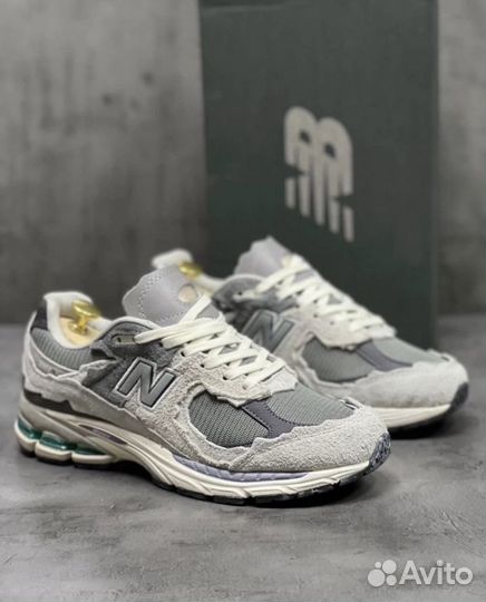 Кроссовки new balance 2002r