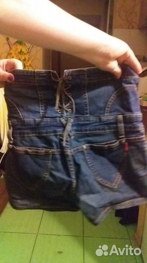 Джинсовые шорты с высокой талией