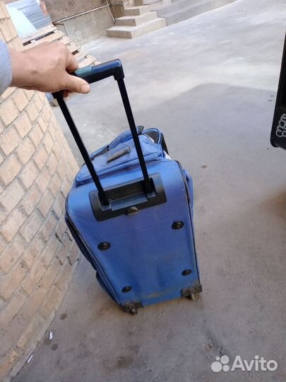 Сумка на колесах