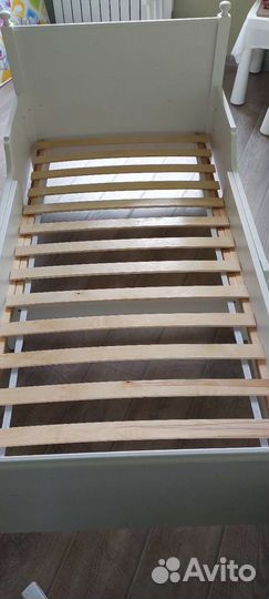 Детская кровать IKEA раздвижная с матрасом