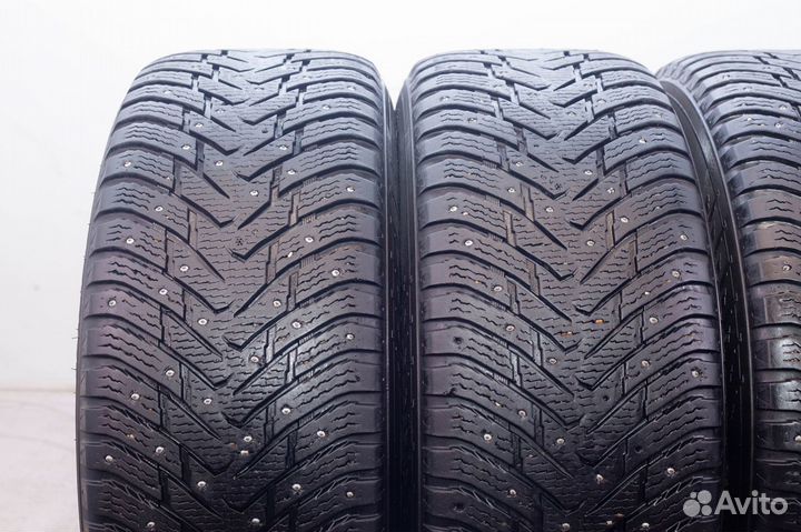 Nokian Tyres Hakkapeliitta 8 SUV 285/60 R18 116T