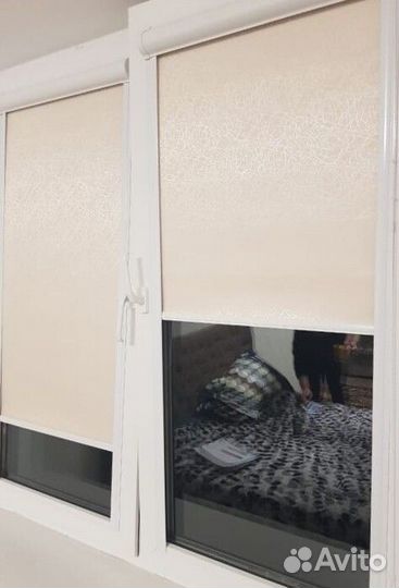 Рулонные кассетные шторы блекаут K5481-Z4624