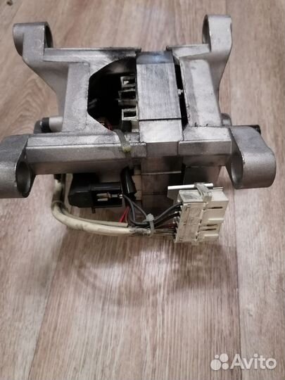 Мотор от стиральной машины indesit