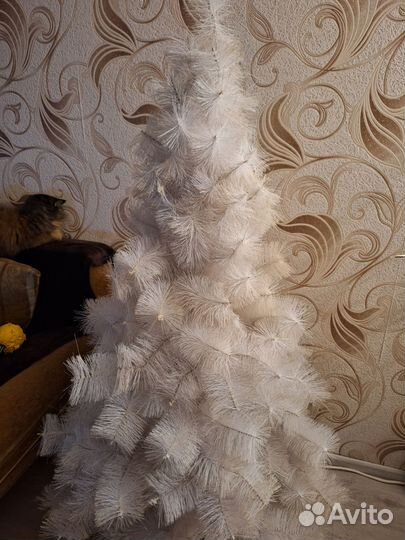 Елка искусственная