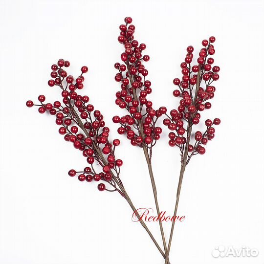 Ветки с ягодами новогодний декор
