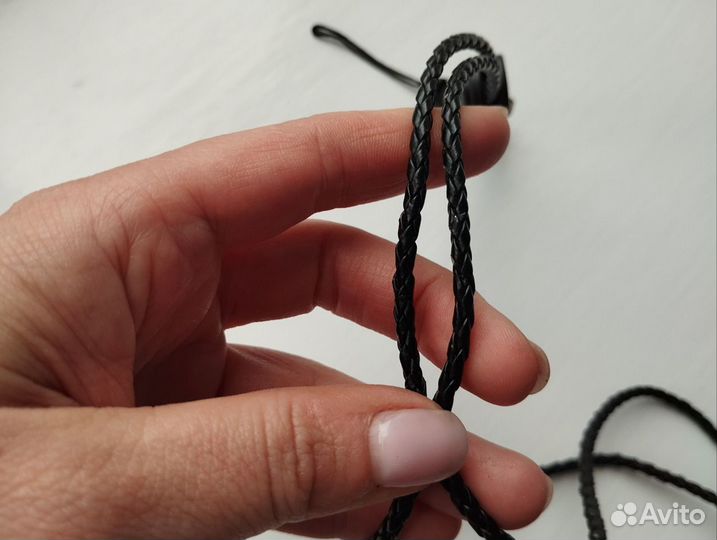 Кожаный шнурок для ношения телефона на шее