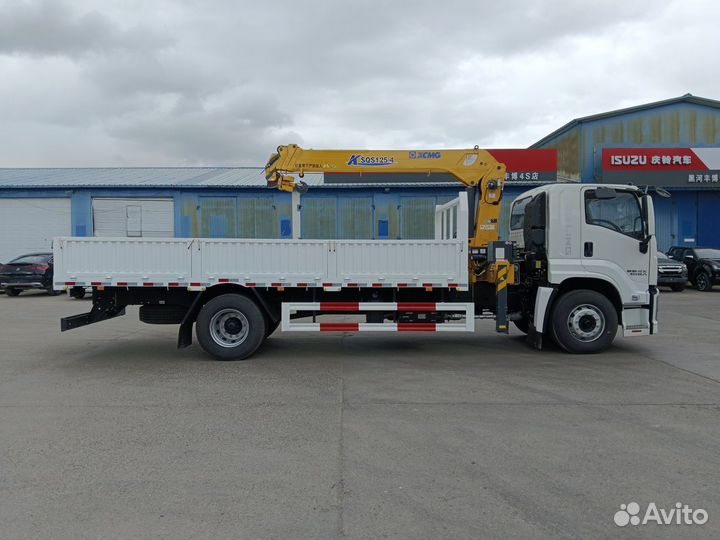 Isuzu Giga (C-series) с КМУ, 2024